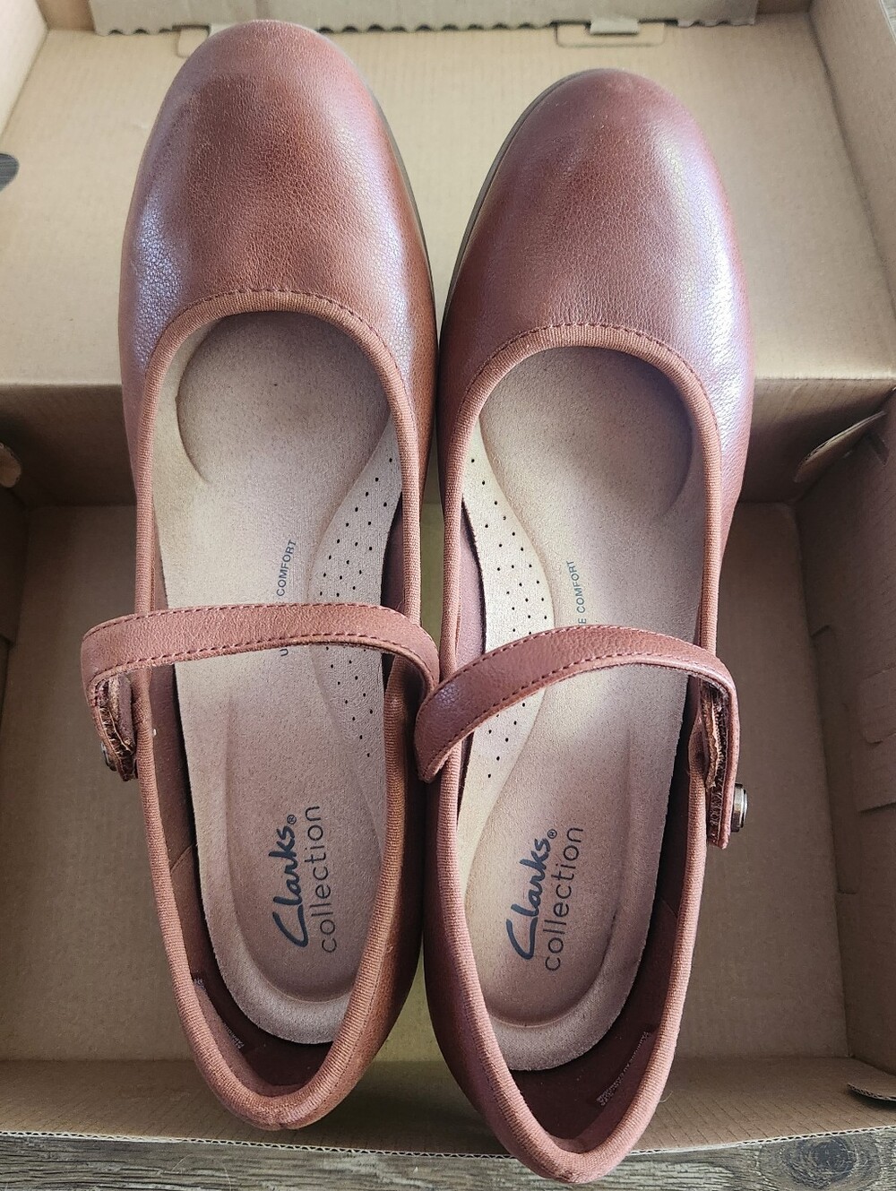 Clarks Comfortable Brown Leather Mary Jane Block Heels - Picture 3 of 11